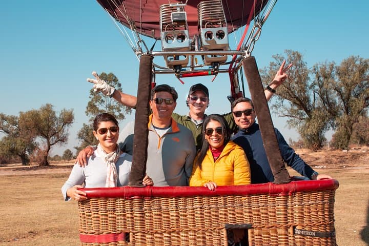 Hot Air Balloon Ride Over Teotihuacan: Sunrise Flight, Breakfast & Pyramid Views photo 5