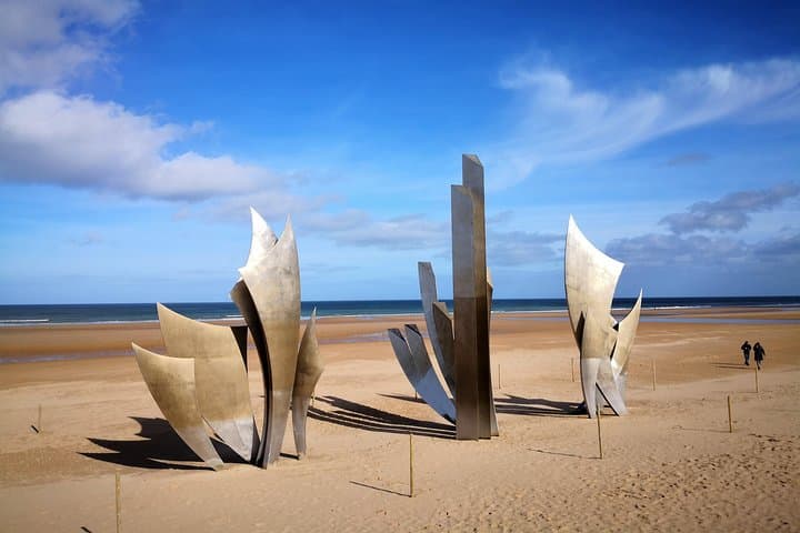 Omaha Beach Expedition: Journey through History from Paris to Normandy