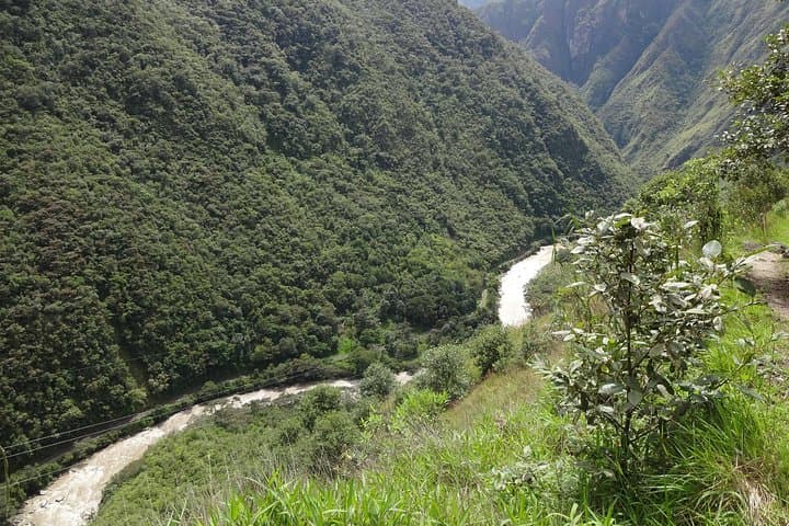 Short Inca Trail & Machu Picchu: 2-Day Express Trek to the Sun Gate photo 3