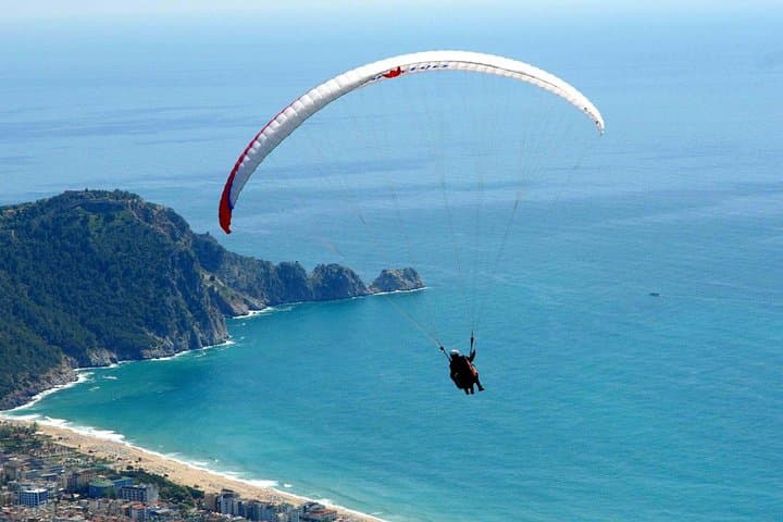 Soar Over Alanya: Tandem Paragliding from the Taurus to Cleopatra Beach