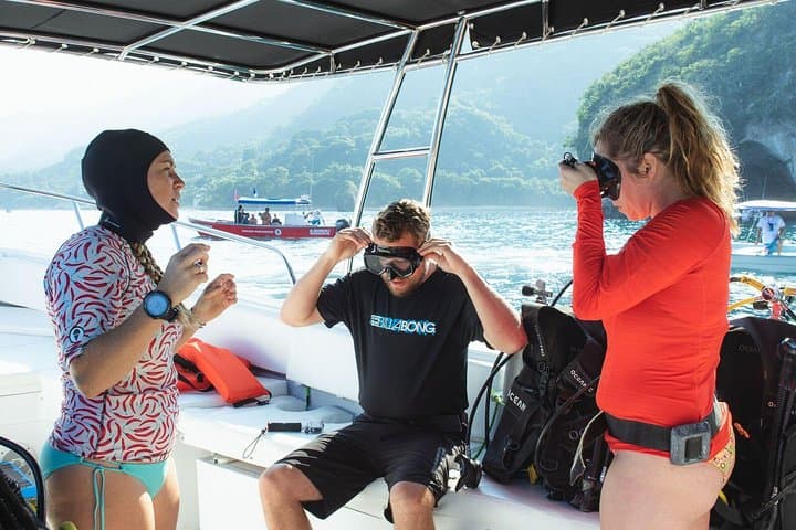 Scuba Diving Yelapa: Los Arcos & Majahuitas Day Dive from Puerto Vallarta photo 6