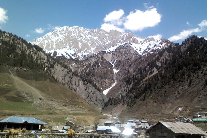 5-Day Romantic Kashmir Tour: Srinagar, Gulmarg, Sonamarg & Pahalgam Itinerary photo 5