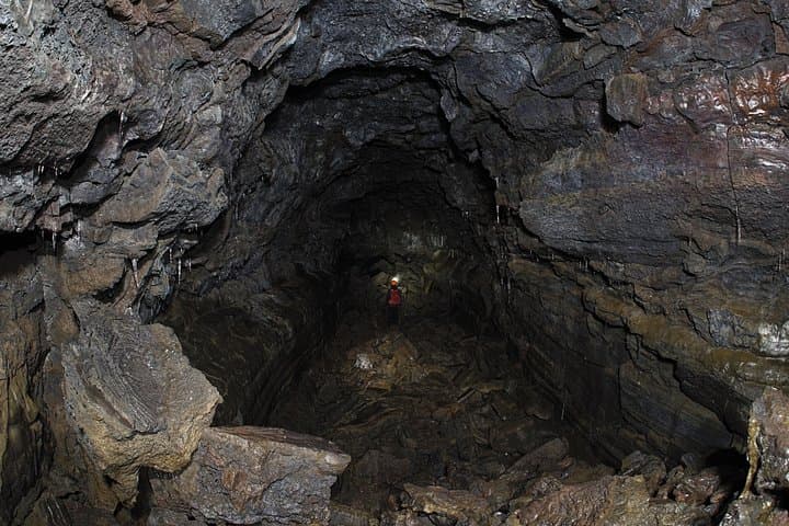 Golden Circle with Extra G: Private Jeep Tour, Lava Cave & Greenhouse Lunch photo 4