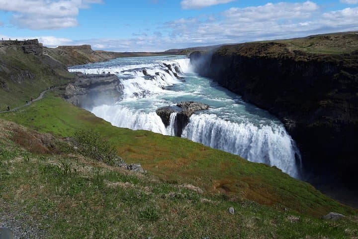 Private Golden Circle Tour from Reykjavik: Geysir, Gullfoss, Þingvellir and Kerið
