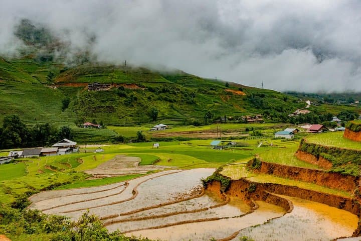 Muong Hoa Valley Hiking & Homestay: Sapa 2-Day Trek with Hmong Guides photo 2