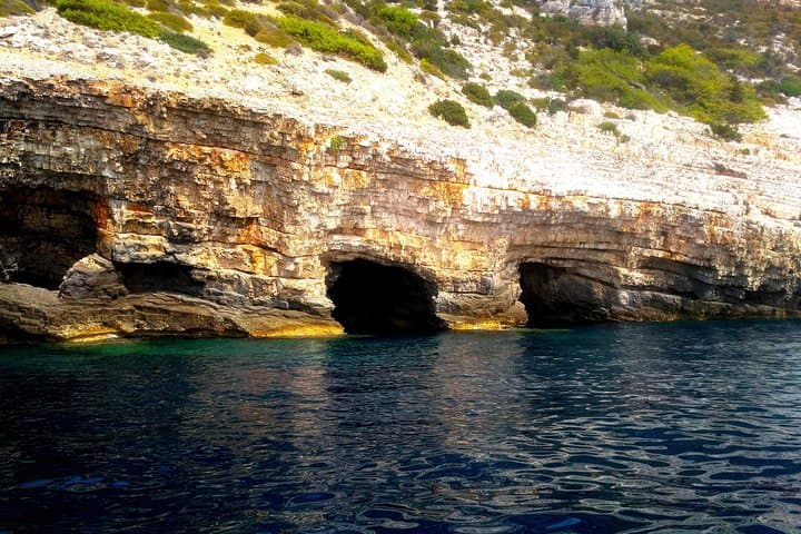 Blue Cave & Hvar — Private Five-Island Speedboat Tour from Split photo 6