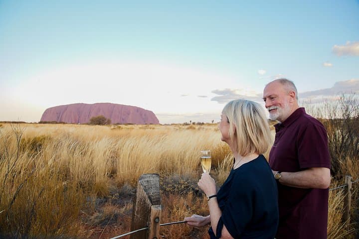 Uluru Sunset Outback Barbecue and Star Talk — Ayers Rock Evening Experience photo 2