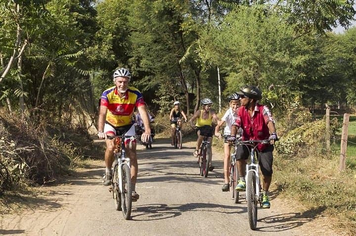 Rustic Agra Cycle Tour: Explore Agra’s Lanes, Markets & Local Life by Bike photo 4