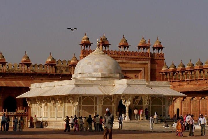 Luxury Golden Triangle 4-Day Tour — Delhi, Agra & Jaipur Highlights photo 4