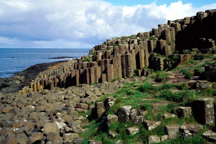 Private Luxury Belfast & Causeway Coast Full-Day Tour photo 4