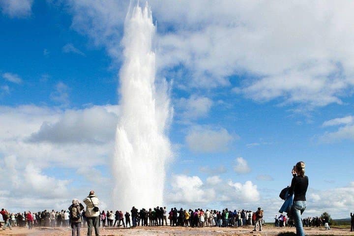 Golden Circle by Day, Northern Lights by Night: Reykjavik Combo Tour photo 3