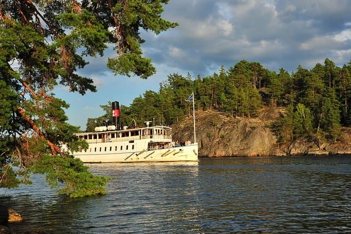 Guided Stockholm Archipelago Cruise — Best Sights in 1.5–3 Hours photo 4