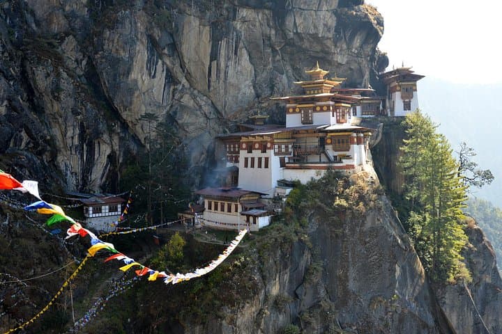 6-Day Dragon Kingdom Tour From Paro — Tiger's Nest, Dzongs & Himalayan Passes photo 4