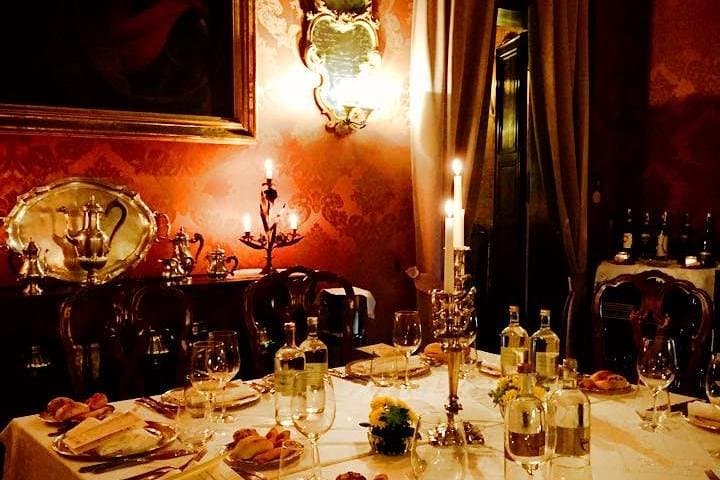 Private Gondola Ride and Palace Dinner with Wine in Venice photo 6