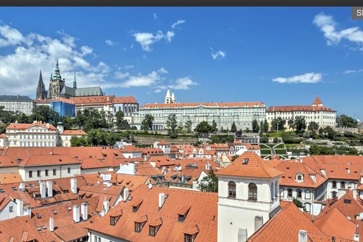 Prague on Two Wheels: All-Inclusive E‑Bike Sightseeing Tour with Lunch