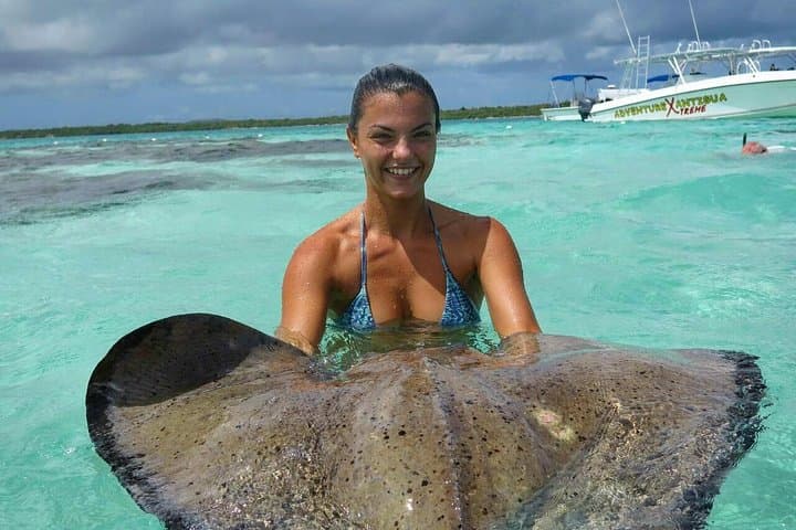 Antigua Xtreme Circumnavigation: Full-Day Powerboat Tour with Stingrays & Snorkeling photo 5