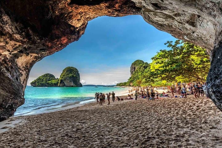 Krabi 4-Island Full-Day: Phra Nang, Poda, Chicken & Tup by Speedboat photo 2