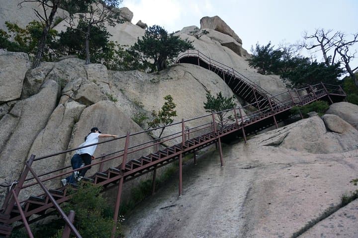 Ulsanbawi Rock Hike: Seoraksan Day Trip from Seoul photo 5