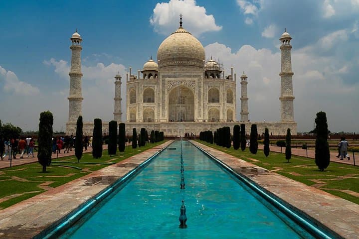 Same-Day Agra Taj Mahal Tour from Bangalore — Flights Included photo 3