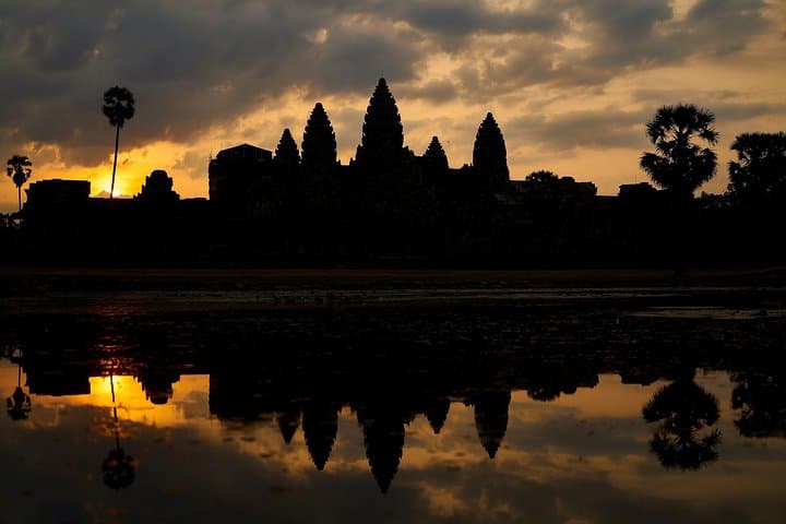 3-Day Private Angkor VIP Tour — Angkor Wat, Beng Mealea & Phnom Kulen