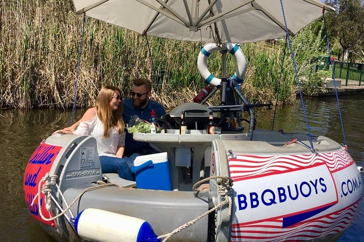 Adelaide BBQ Buoy Hire: 2-Hour Self-Drive River Torrens Boat for Two photo 3