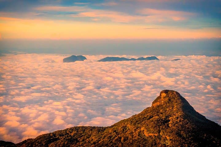 Night Trek to Adam's Peak (Sri Pada): Sunrise Summit & Waterfall Trail photo 5