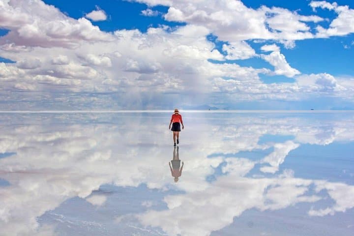 Salar de Uyuni 3-Day Salt-Flat Adventure: Train Cemetery, Incahuasi & Laguna Circuit