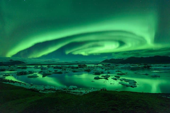 Golden Circle and Northern Lights Combo: Reykjavik Day Tour & Aurora Chase photo 6