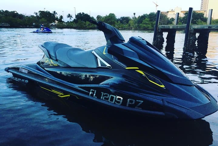Fort Lauderdale Jet Ski Rental: 1-Hour Intracoastal Ride Past Yachts & Mansions photo 4