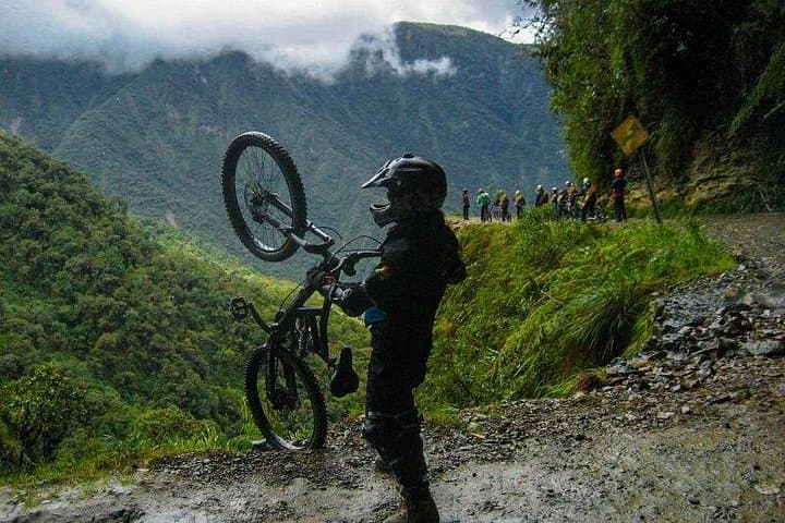 Death Road Mountain Bike Downhill — Full-Suspension La Paz Adventure photo 3