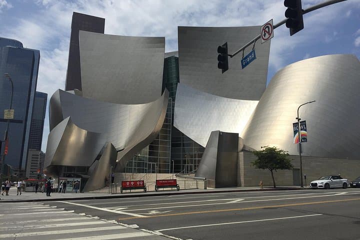 Downtown Los Angeles Self-Guided Walking Scavenger Hunt — Union Station to MOCA