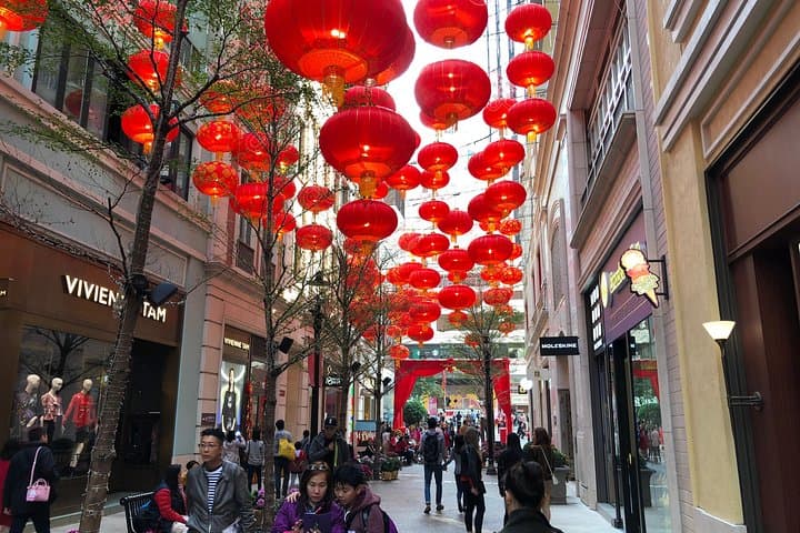 Make the Most of a Hong Kong Layover: 4-Hour Private City Tour photo 5