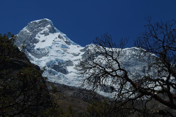 4-Day Huaraz Adventure: Llanganuco Lagoons, Yungay & Chavín from Lima photo 5