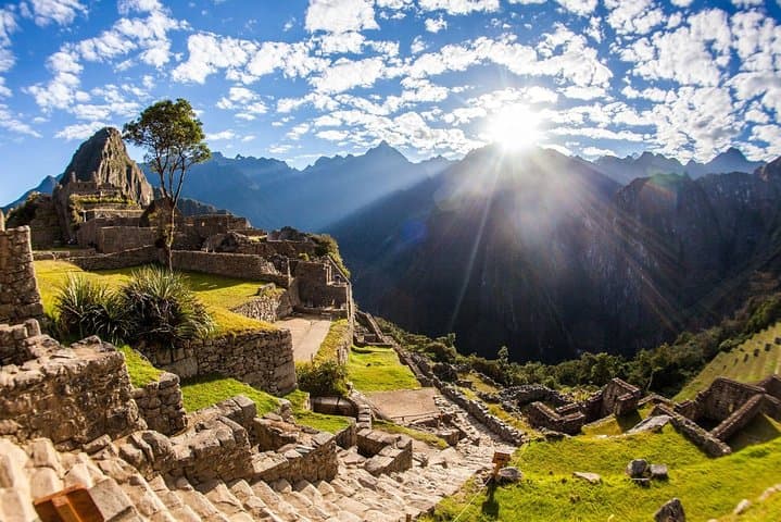 7-Day Lima and Cusco Tour: Sunrise at Machu Picchu & Sacred Valley Highlights photo 1