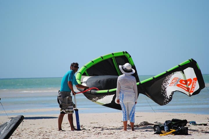 Shark Bay Kitesurfing Lesson: Learn to Kite on Western Australia’s Flat Water photo 4