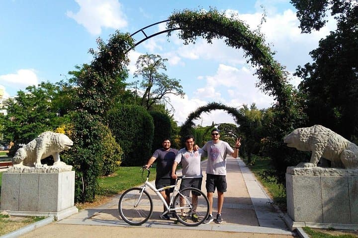 Bike Madrid Río and Casa de Campo: Riverside & Park E‑Bike Tour