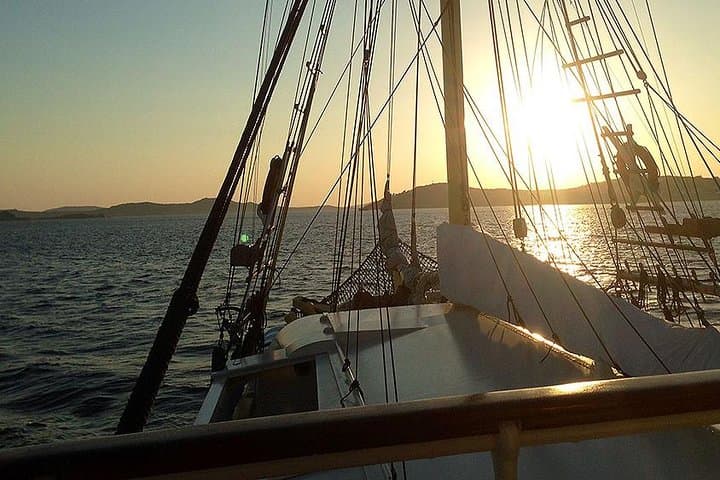 Mykonos to Delos & Rhenia: Shared Cruise to Ancient Ruins and Hidden Beaches photo 3