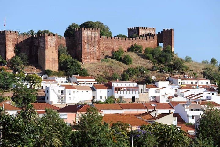 Private Algarve Day Tour: Explore Silves, Carvoeiro Cliffs, Lagos & Ponta da Piedade photo 2
