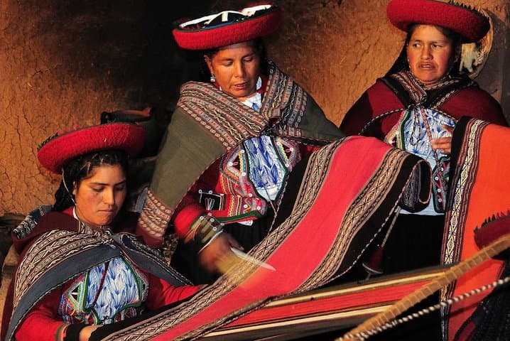 Decoding Andean Textiles: Private Sacred Valley Textile Tour from Cusco photo 2