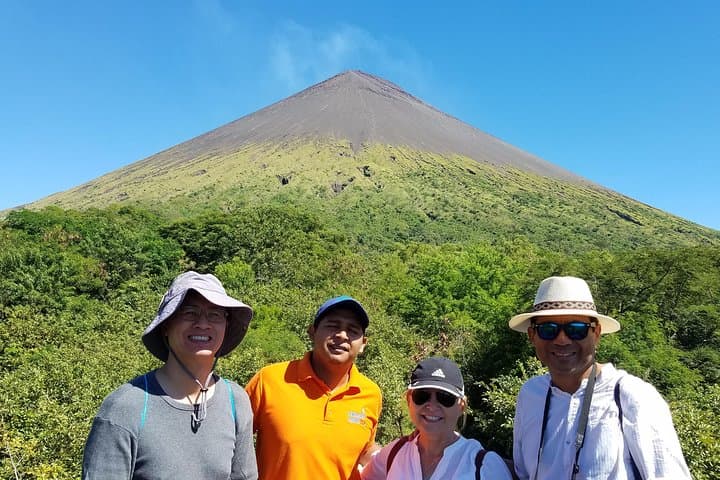 San Cristóbal Coffee Farm Shore Excursion — Volcano Hike & Coffee Tasting from Corinto