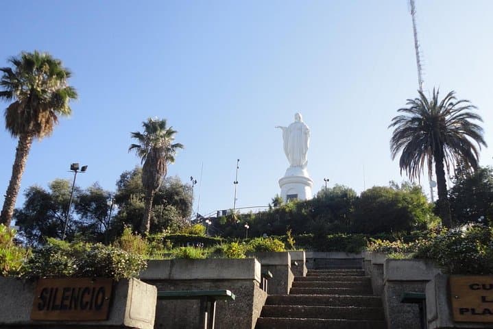 Santiago a tus Pies: Walking Tour of Santiago's Historic Heart