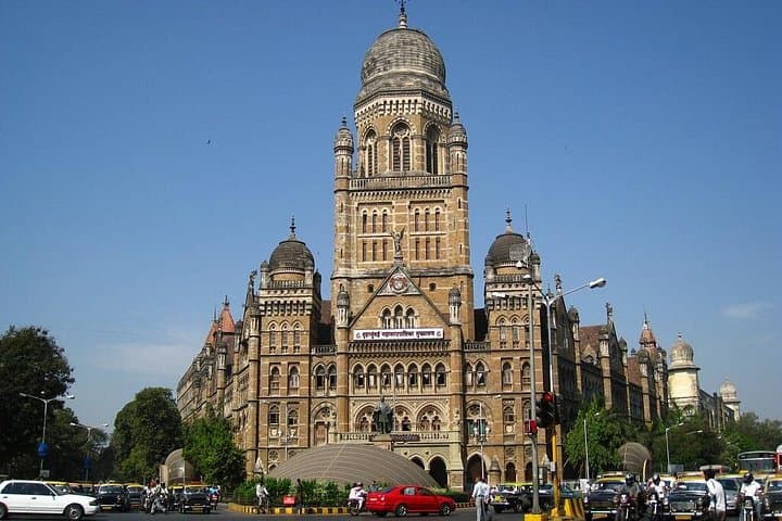 Explore the Ancient Wonders and Urban Sights of Mumbai photo 3