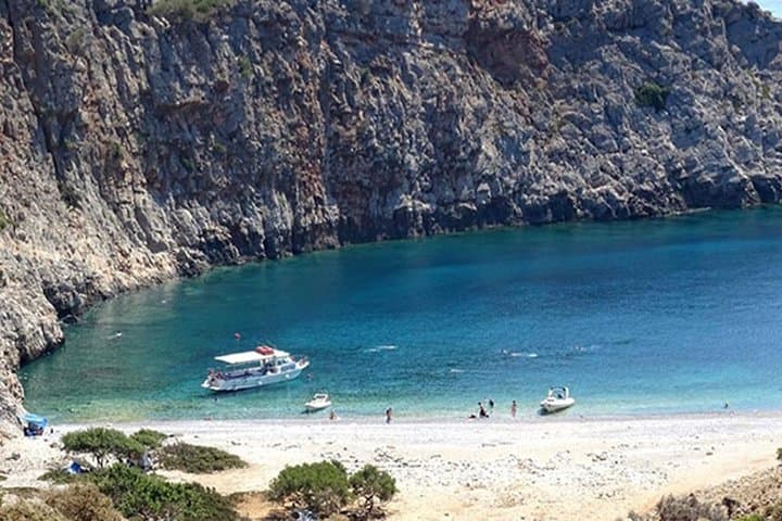 Full-Day Private Cruise to Thodorou via Balos & Gramvousa from Chania photo 2