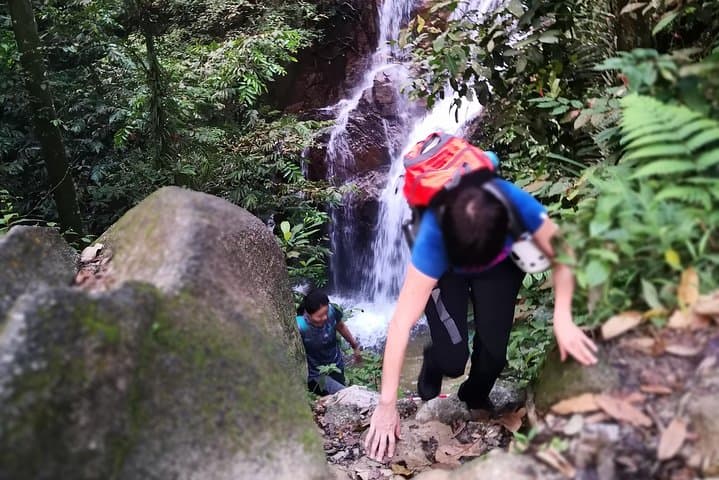 Jungle Trek to Hidden Waterfall and Batu Caves Day Tour photo 4