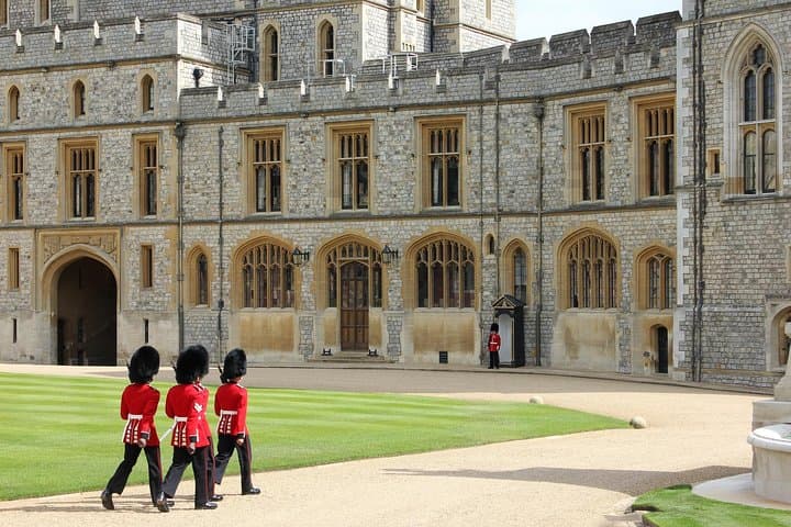 Brighton Day Trip: Windsor, Eton & Oxford Guided Tour photo 2