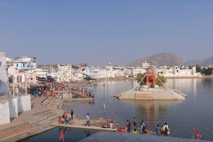 Same-Day Pushkar Tour from Jaipur: Pushkar Lake, Brahma Temple & Savitri Hill photo 3
