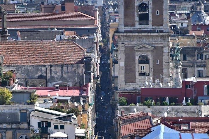 Filo Rosso Thematic Walk — Naples Historic Center Cultural Walking Tour photo 2
