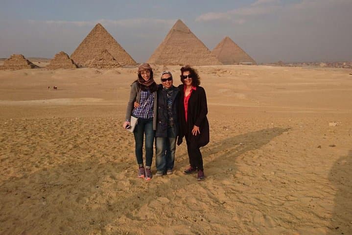 Giza Pyramids and Egyptian Museum: Private Half-Day Tour from Cairo