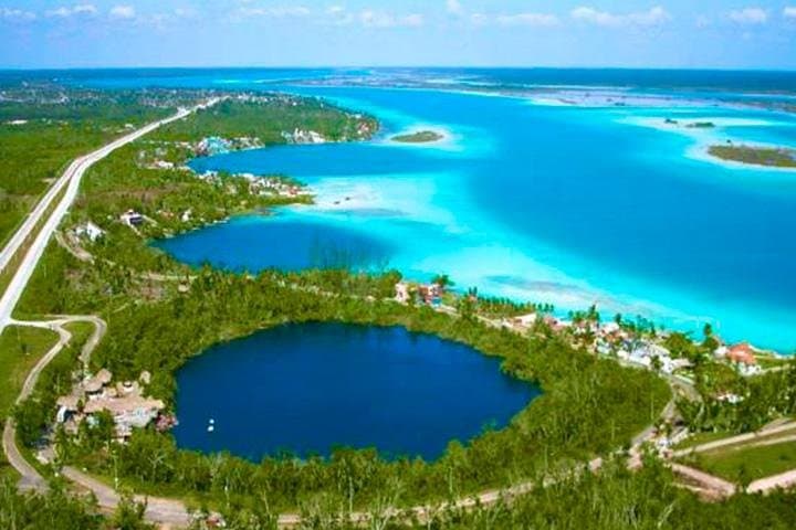Seven Colors of Bacalar: Full-Day Lagoon, Cenote Azul & San Felipe Fort from Tulum