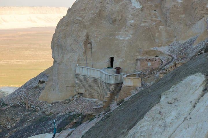 Explore Mangistau: 3-Day Wildlands and Desert Formations Tour from Aktau photo 3